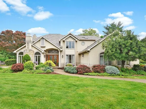 100 Camberly Dr, Monroeville, PA 15146