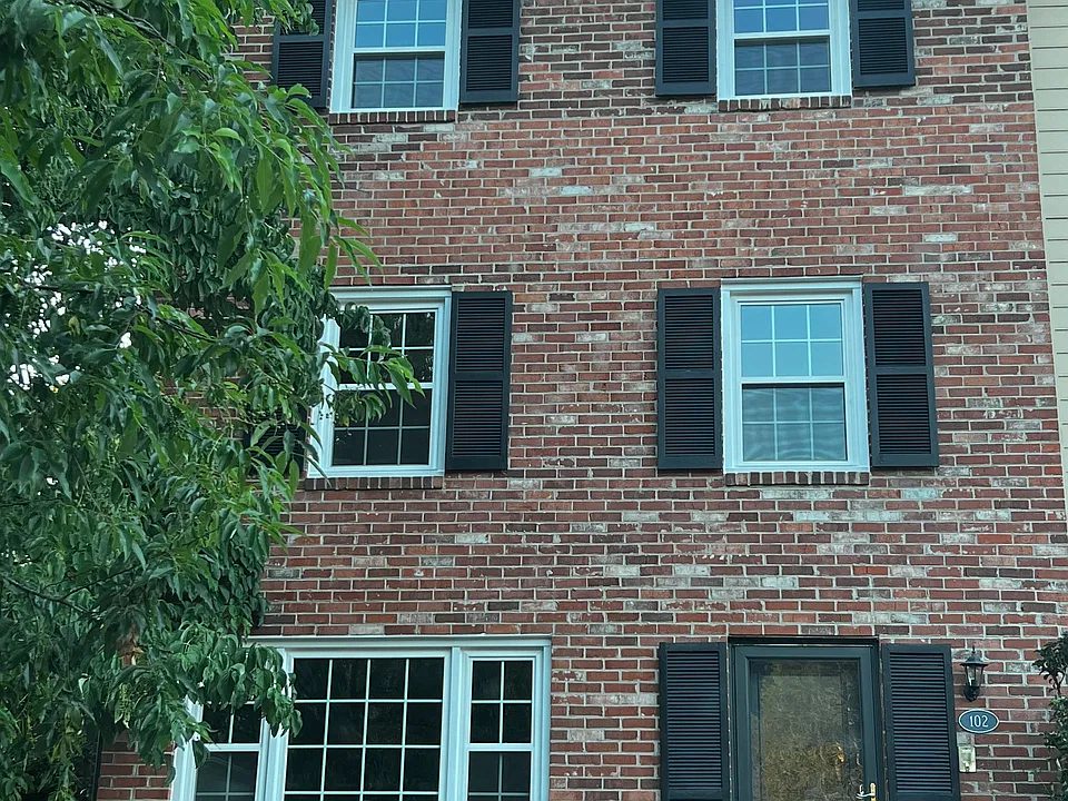 102 Georgetown Grn