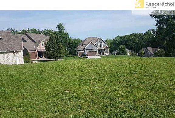 5th image of 841 Scott Dr