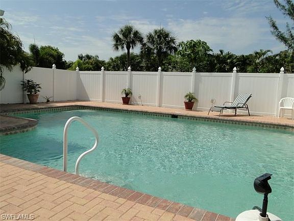 2nd image of 7979 Sandel Wood Cir W