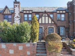 4049 172nd St, Flushing, NY 11358