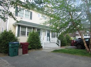 82 Felton St, Lowell, MA 01852