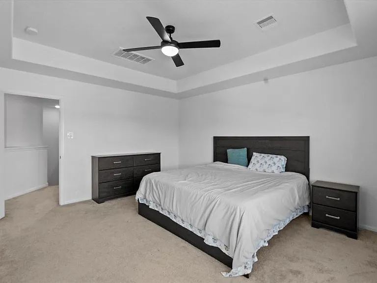 17114 Amarose Dr — Photo 11