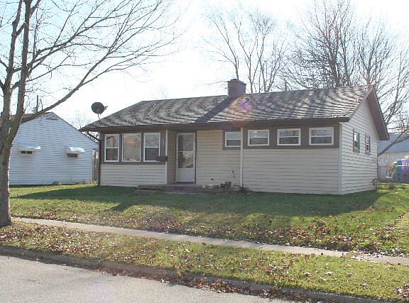 2nd image of 707 Bruce Ave