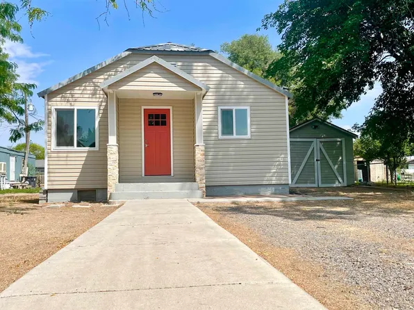 586 4th Ave E, Wendell, ID 83355