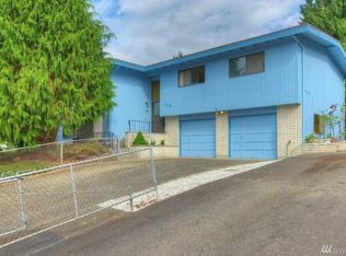 110 SW 194th St, Normandy Park, WA 98166