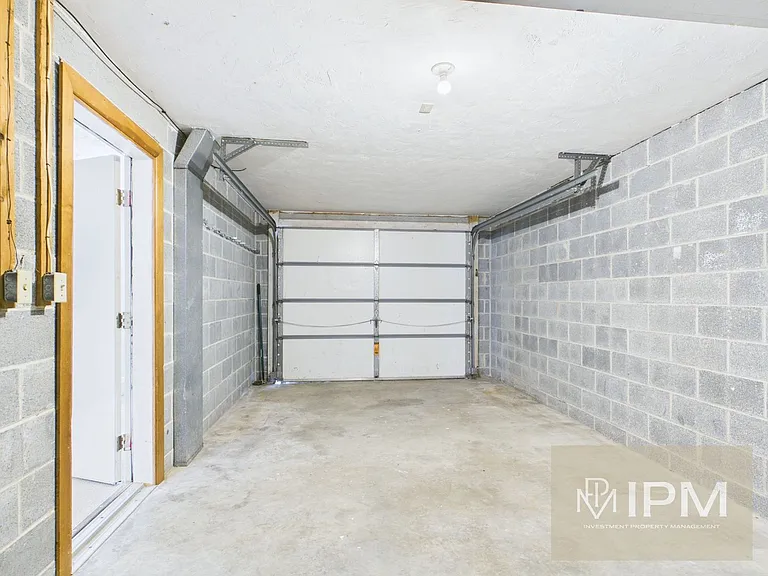 1955 Cherry Manor Dr — Photo 4
