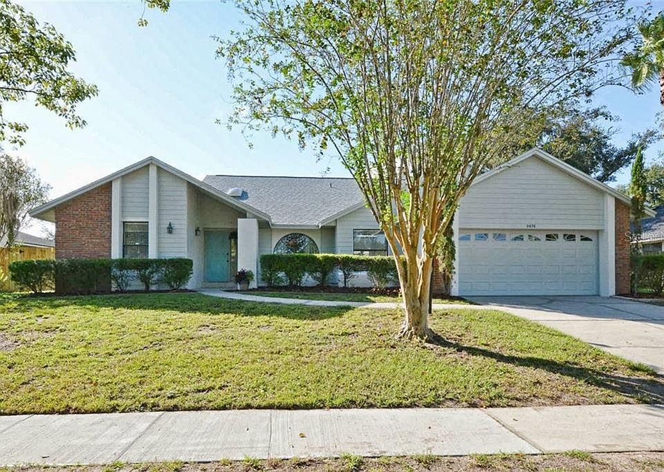 1st image of 2676 Creekview Cir