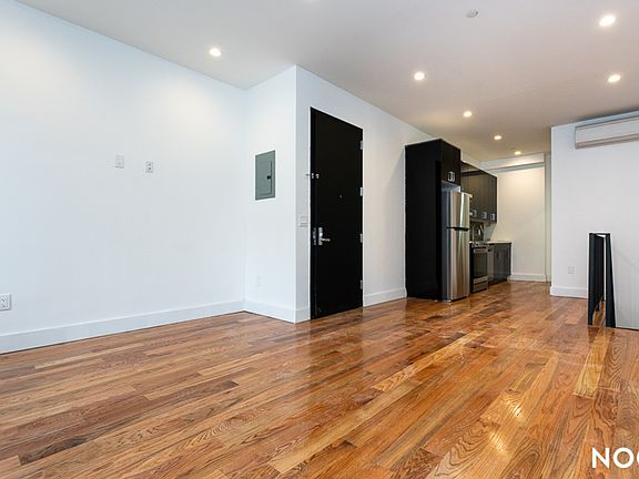 2nd image of 472 Gates Ave #1R