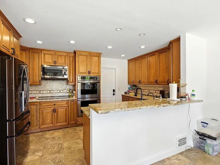 10200 Parrish View Dr — Photo 11