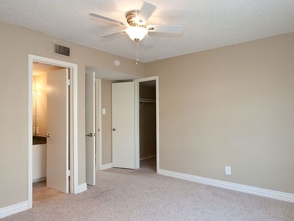 5th image of 7734 N College Cir APT D