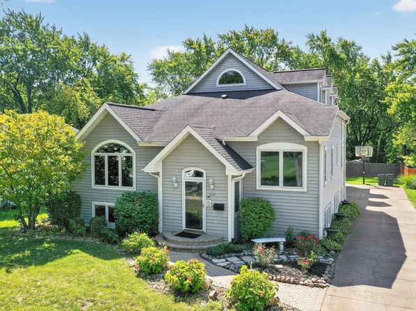 1417 E Joyce Ave, Palatine, IL 60074