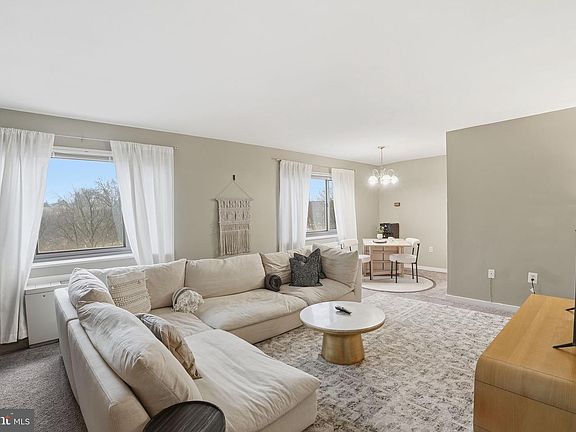 2nd image of 1300 S Arlington Ridge Rd APT 204