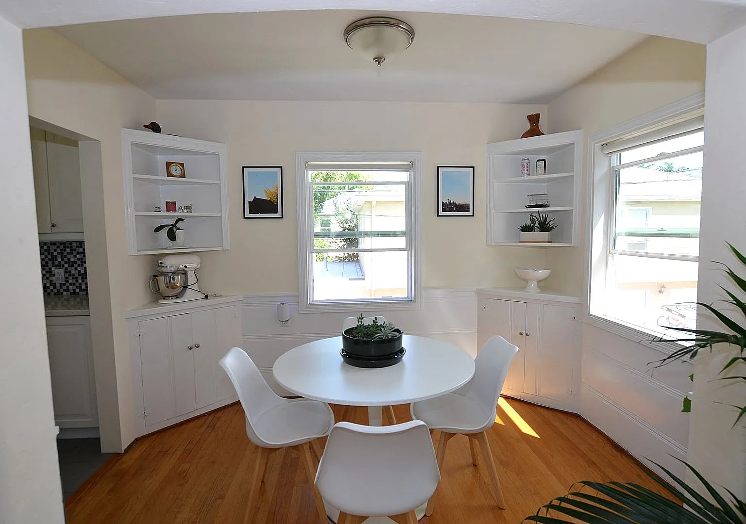 2 Bedroom/1 Bath Unfurnished Back house 2nd floor — Photo 4