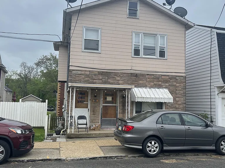 612 W Main St #D — Photo 21