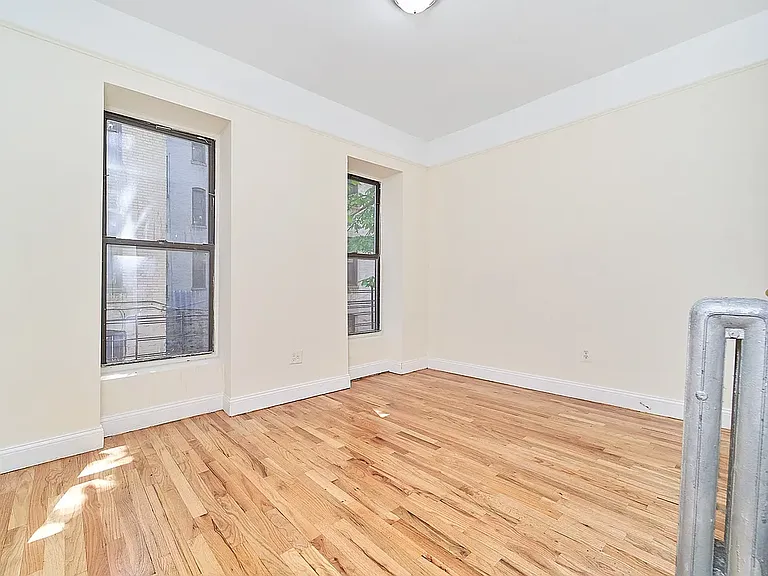 1590 Amsterdam Ave #23 — Photo 5