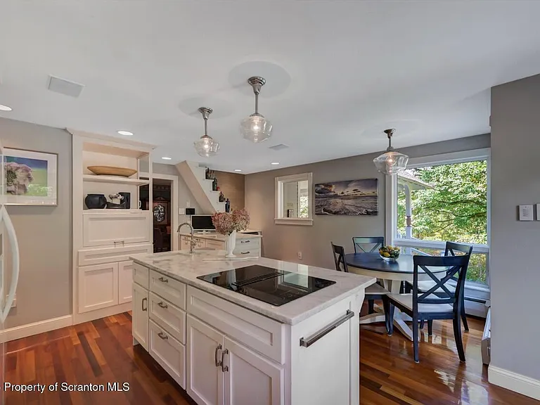 3360 Forest Rd — Photo 18
