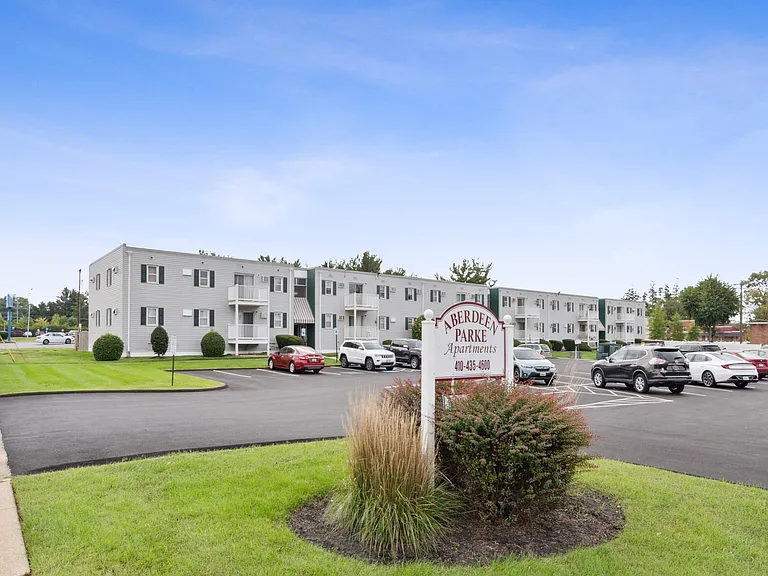 Aberdeen Parke Apartments — Photo 3