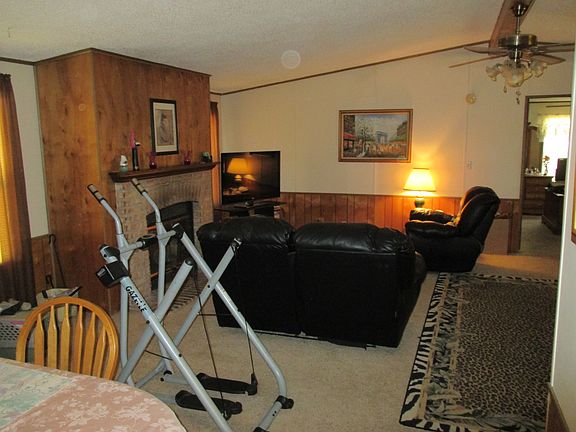 4th image of 1980 SE Summer Park Dr #131
