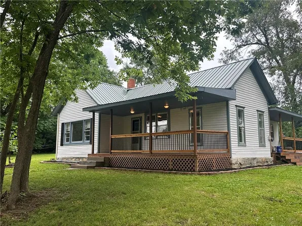 80 S Douglas St, Kingston, MO 64650