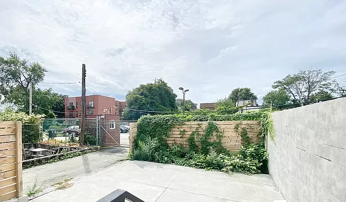 Rented by Compass | media 11