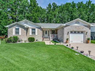 9236 Greeneedle Pl, Murrells Inlet, SC 29576