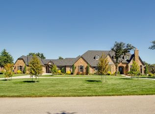 11 Elm Bridge Ln, Enid, OK 73703