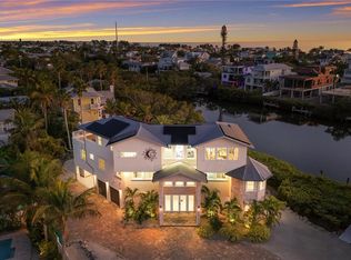 313 Hammock Cir, Anna Maria, FL 34216