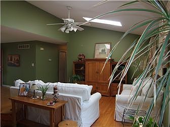 4th image of 22 Viscaya Ct