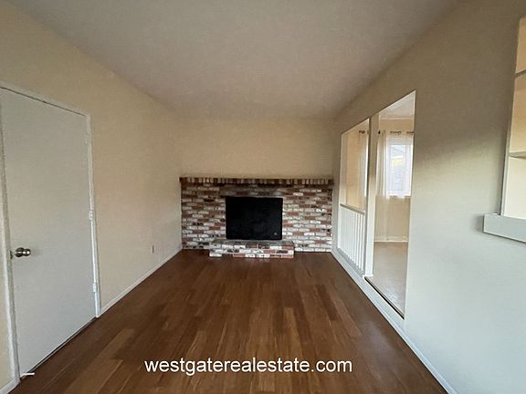 2nd image of 1642 Saint Anne Way