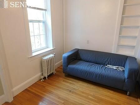 2nd image of 14 Chauncy St #31