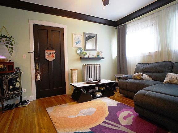 3rd image of 4306 N Laramie Ave #1