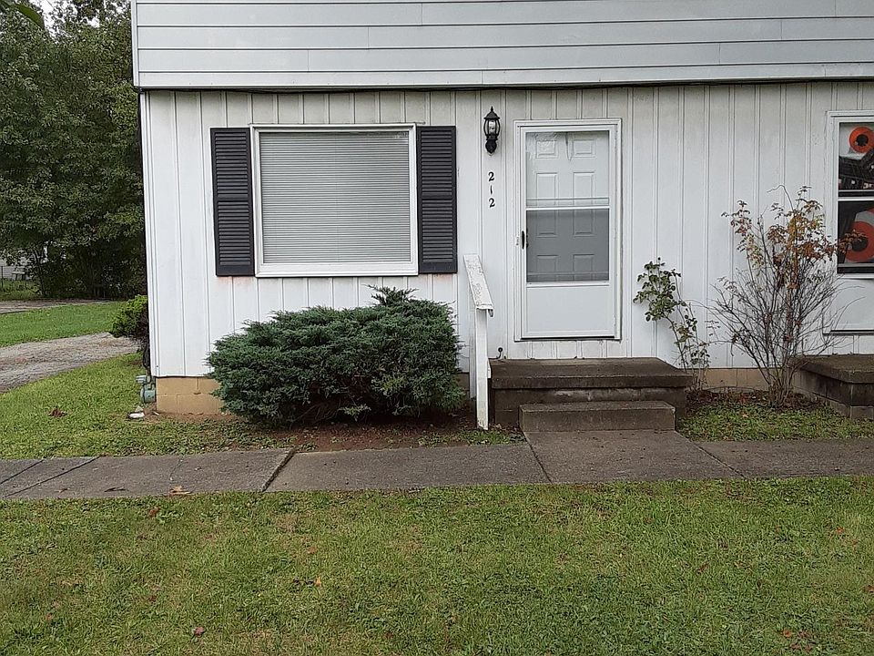1st image of 212 Roberts St