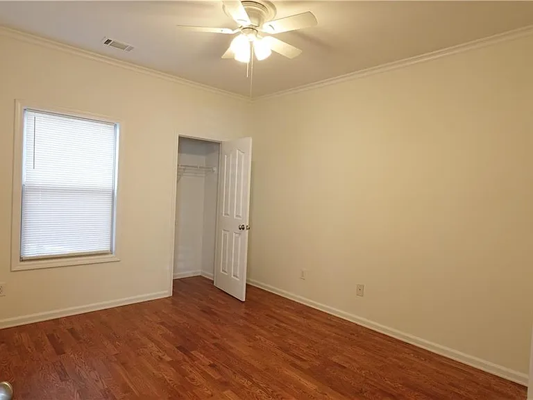 1921 Binnies Way — Photo 12