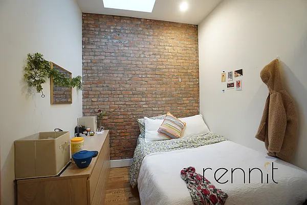 Rented by Rennit Inc. | media 17