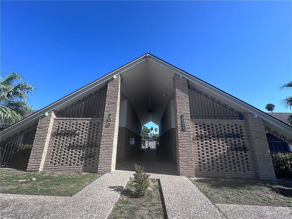 1st image of 700 Fern Ave #20