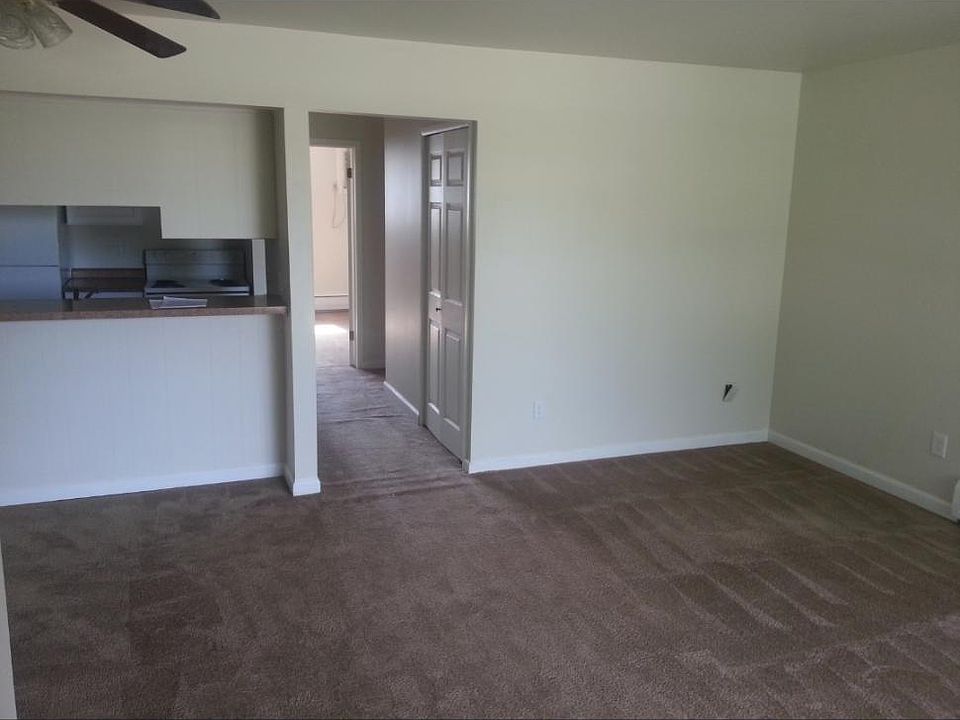 15055 Hubbard St APT 32, Livonia, MI 48154 Zillow