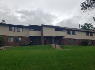 833 N Gammon Rd APT E, Madison, WI 53717