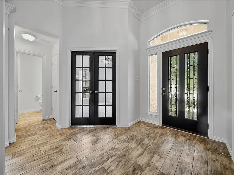 14 Beauty Bower Pl — Photo 5