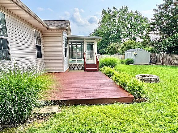 5th image of 3953 Westbrook Dr