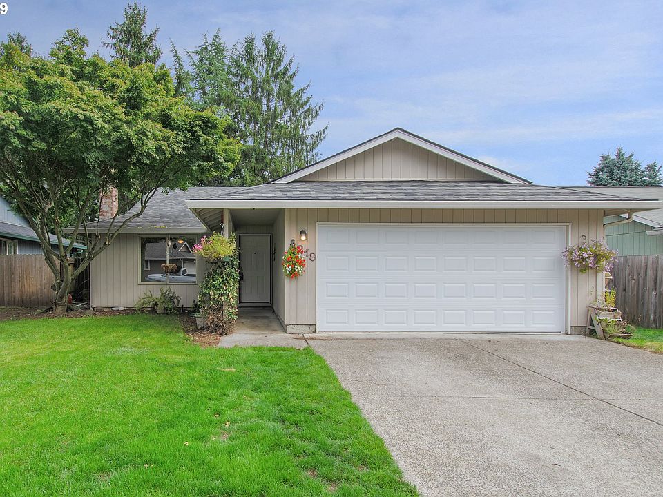 1st image of 3219 NE 157th Ave