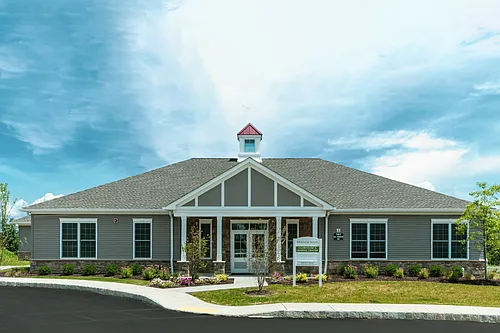 Meadow Ridge Luxury Apartments Photo 1
