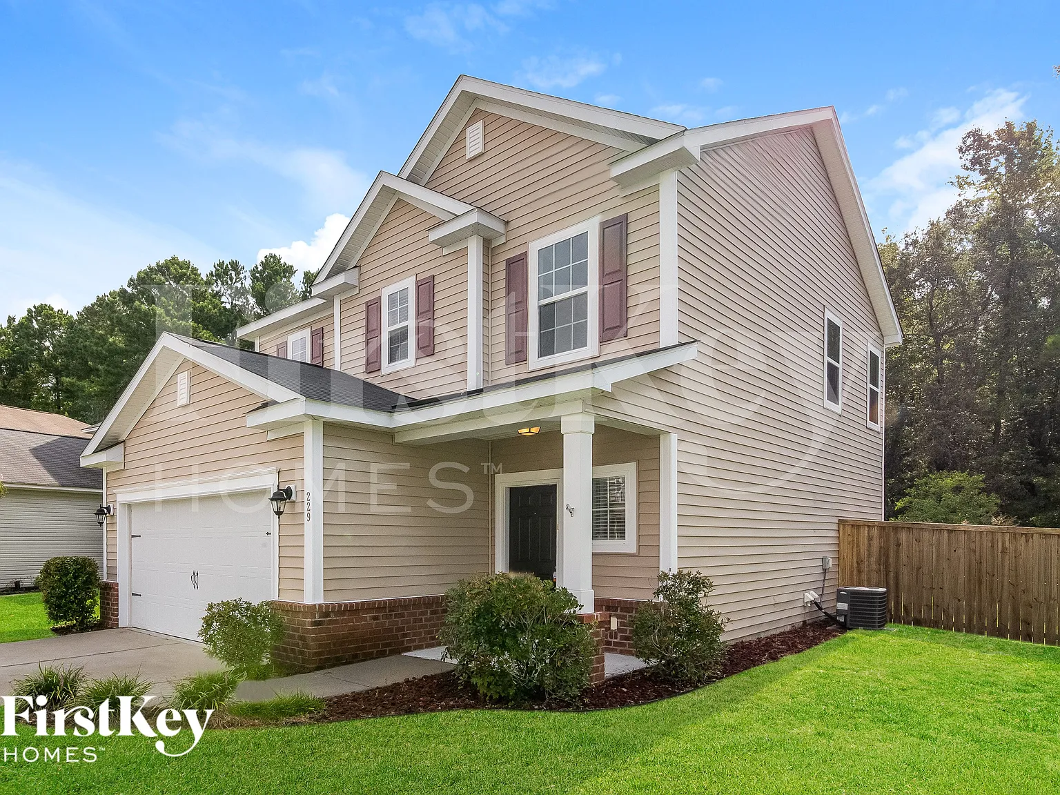 3 bed, 2.5 bath, 1782 sqft, $2,375 — Photo 2