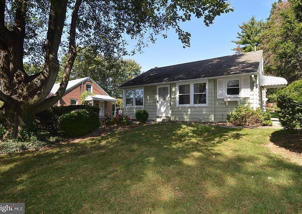 1st image of 81 W College Ave
