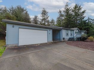 1108 10th St SE, Bandon, OR 97411