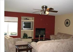 4th image of 4690 Willowglen Way