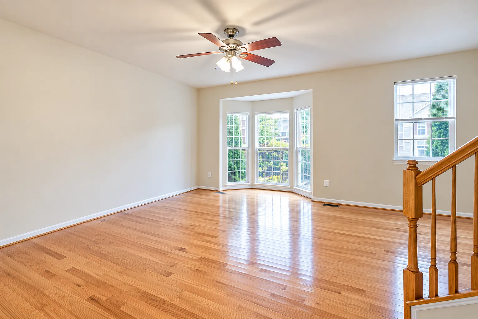 3 bed, 2.5 bath, 1776 sqft, $3,100 — Photo 4