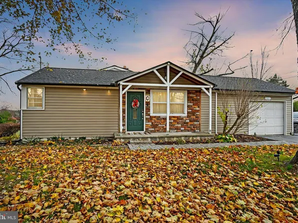 1819 Hilton Ave, Dover, PA 17315