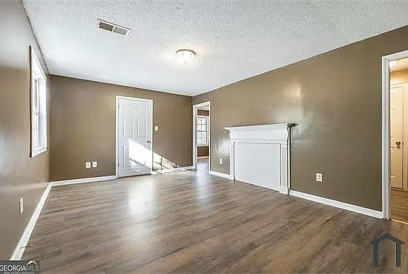 301 Diggs Blvd — Photo 9