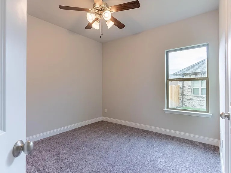 7814 Willow Ct — Photo 18